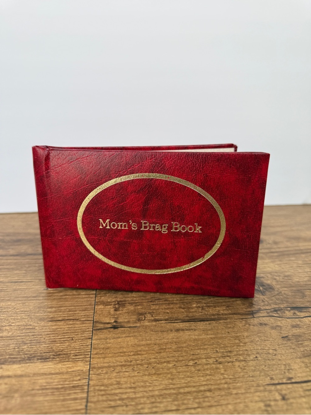 Vintage 1970's Mom's Brag Book | Made in Canada